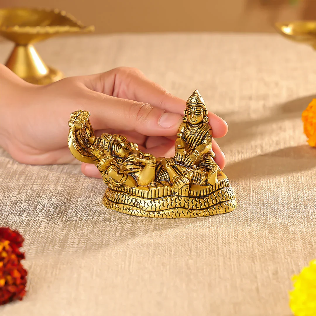 Brass Lord Vishnu & Maa Lakshmi Idol On Sheshnag - Image 2
