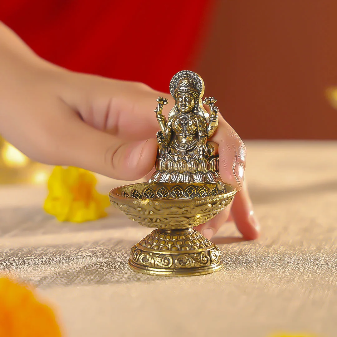 3.5" Brass Premium Finish Goddess Laxmi Diya - Image 2